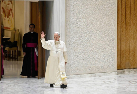 قداسة البابا لاون الرابع عشر: الكتاب المقدس والتقليد الكنسي ينبعان من مصدر إلهي واحد